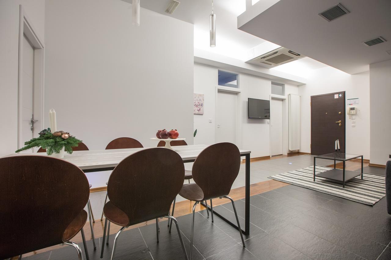 Apartments City Wellness Center ザグレブ エクステリア 写真